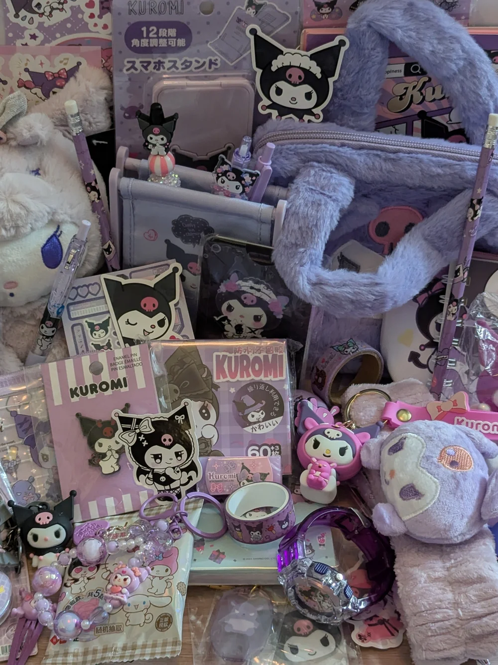 Kuromi Mystery Box - 15 Items